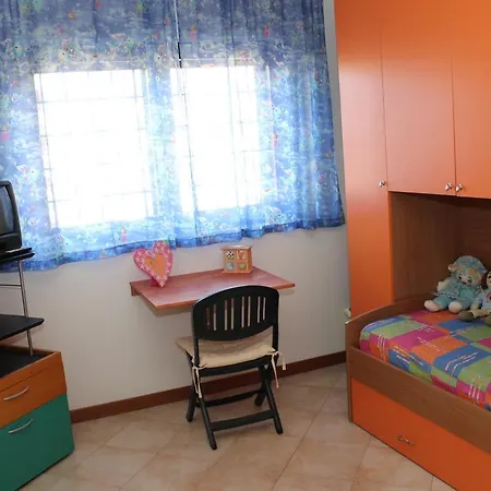 Casina Carina Carina Неттуно